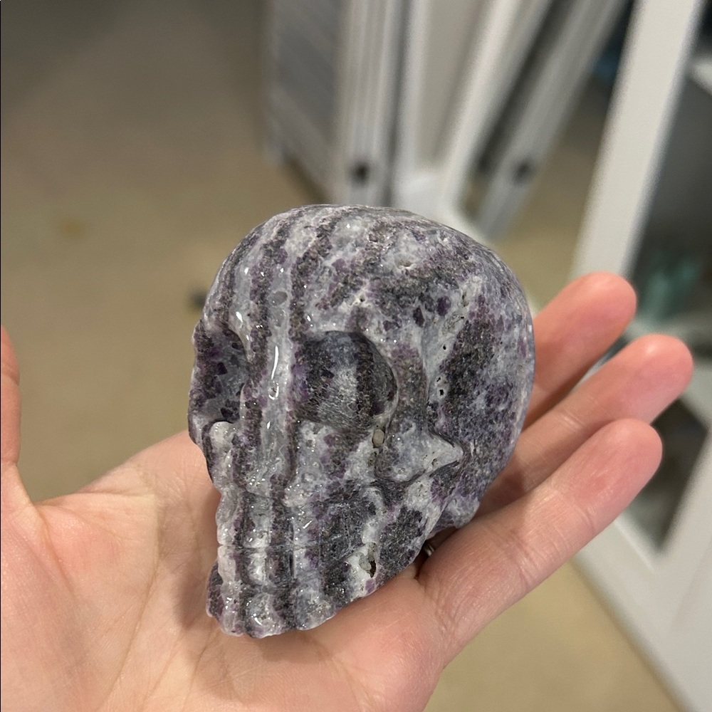Purple fluorite root crystal Skull